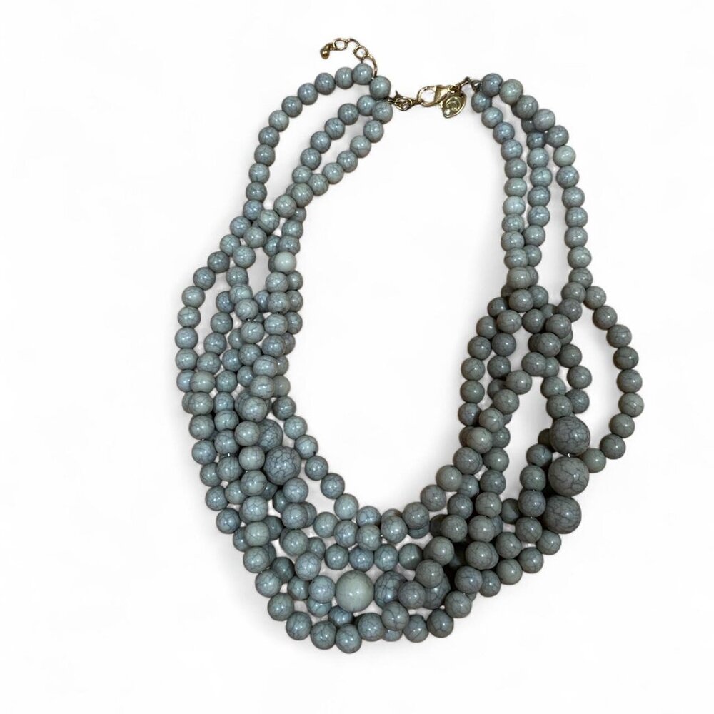 Green Layered Beaded Necklace - Picture 3 of 4